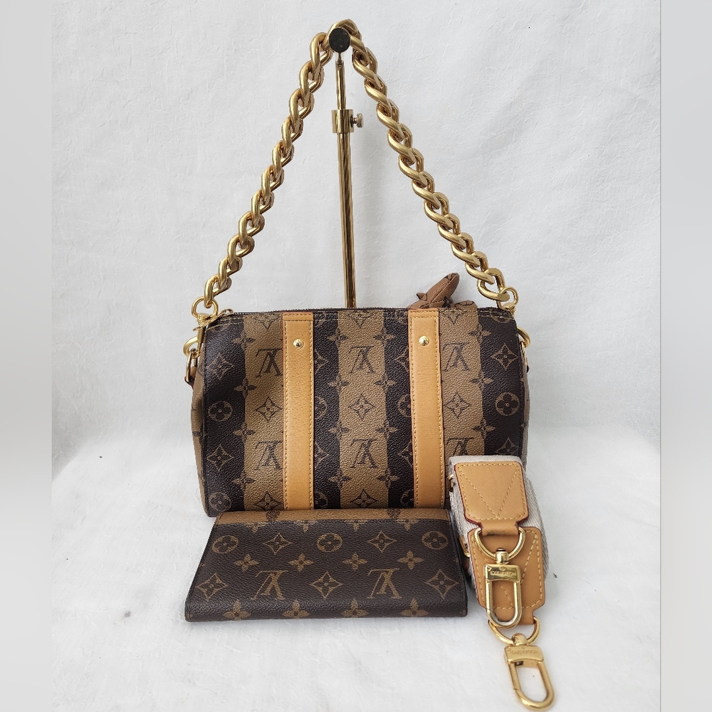 Auth LOUIS VUITTON X NIGO Reverse Monogram City Keepall Bandolier And Wallet - Picture 4 of 16